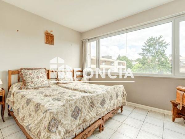 À vendre Appartement 4 pièces 104 m² - Noisy-le-roi 78590