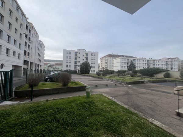 Lyon (69003) Lyon 3 proximité Gare Part-Dieu Grand T2