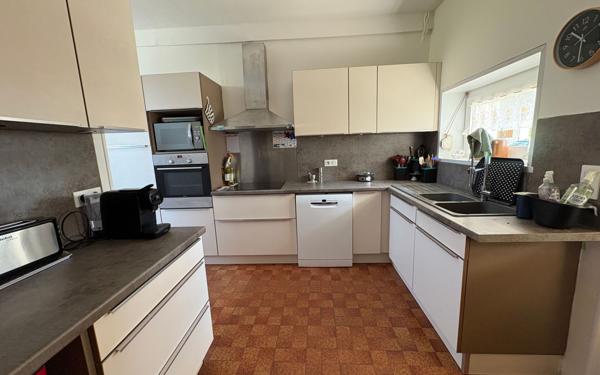 Maison à vendre    5 pièces •  Versigny