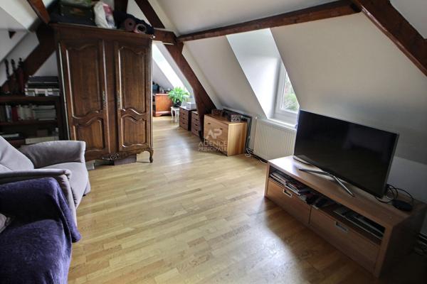 Maison meulière à Chanteloup Les Vignes en limite d'Andrèsy €399 900 ** - Référence 1064