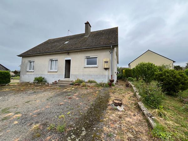 A vendre maison 5 pièces à Montauban de Bretagne, proche centre et gare. 15 mn de Rennes