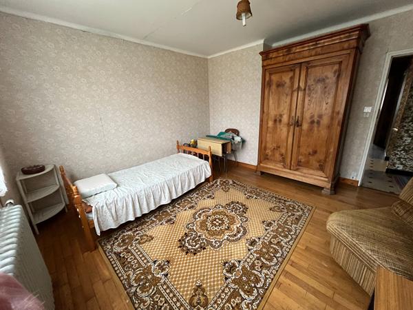 A vendre maison 5 pièces à Montauban de Bretagne, proche centre et gare. 15 mn de Rennes