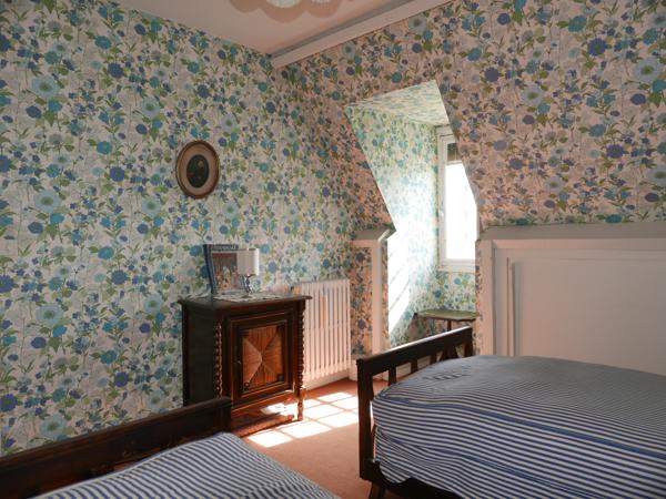 Beynac-et-Cazenac (24220) Belle vue et lieu d'exception!