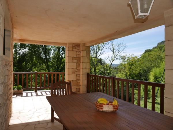 Beynac-et-Cazenac (24220) Belle vue et lieu d'exception!