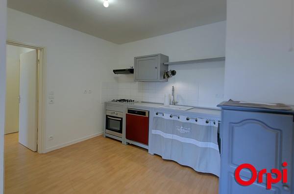 Appartement à vendre    3 pièces • 64 m2 L'Isle-d'Abeau