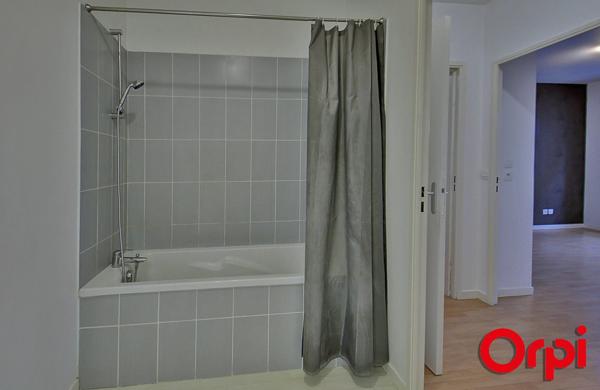 Appartement à vendre    3 pièces • 64 m2 L'Isle-d'Abeau