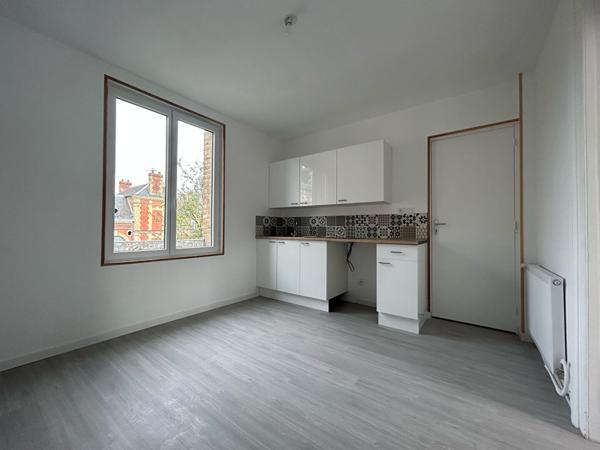 Appartement T1 bis Caudebec Les Elbeuf- Réf LEST-1D