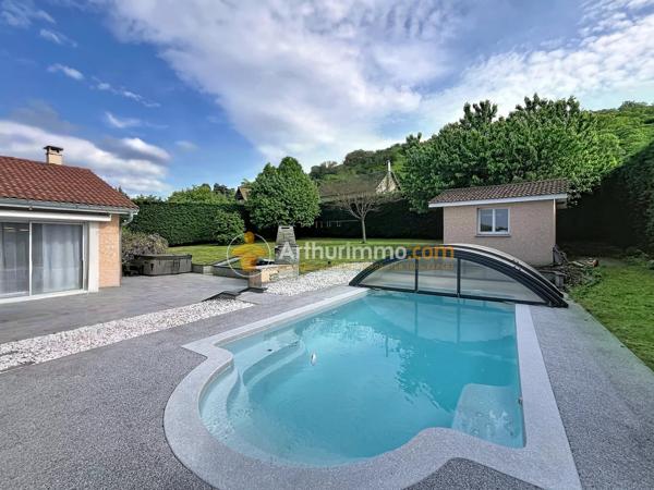 Vente                                                      Maison
                        
                     6 pièces                      128 m2                     à Bourgoin-Jallieu