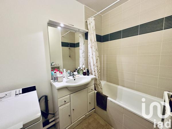 Appartement 2 pièces de 44 m² à Lucé (28110)