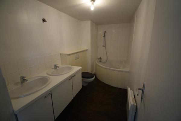 Appartement à louer  1 pièce • 36,74 m2 Saint-Amand-les-Eaux