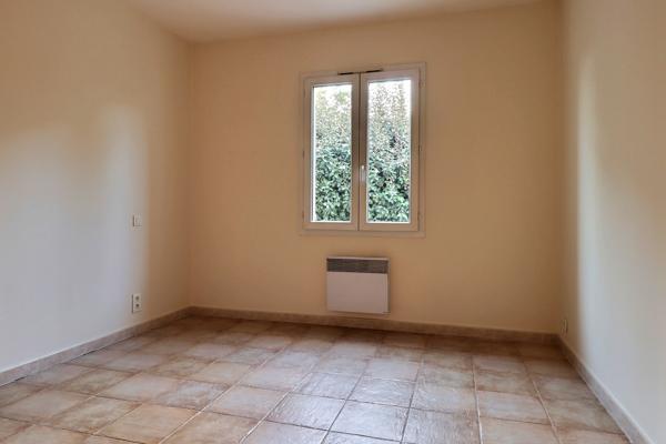 Rognonas (13870) Maison individuelle de plain-pied de 108m² sur parcelle de 575m² - ROGNONAS