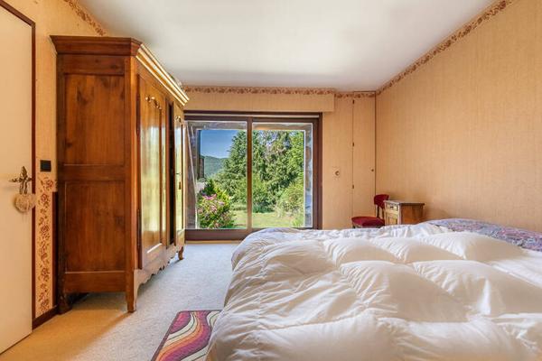 Grésy-sur-Aix - Villa familiale avec piscine sur terrain de 2 390 m²