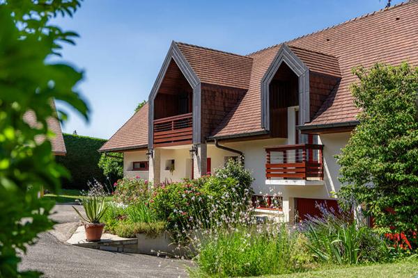 Grésy-sur-Aix - Villa familiale avec piscine sur terrain de 2 390 m²