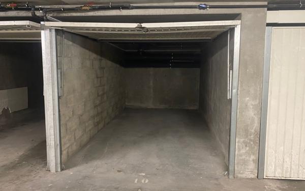 Stationnement à vendre    Lyon 4