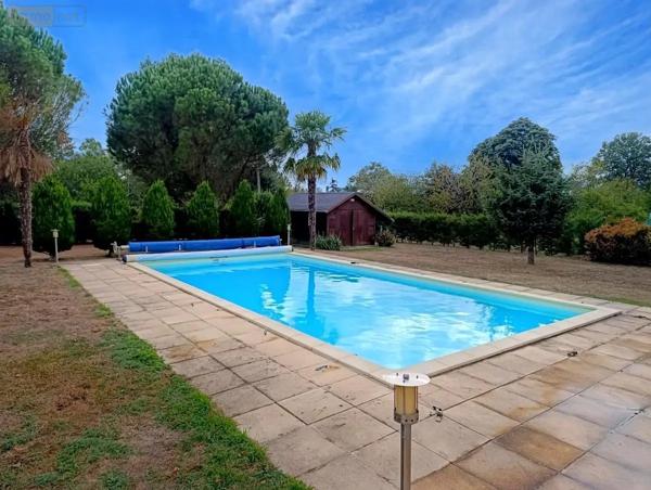 Achat - Maison Soulaire-et-Bourg 49460 7 pièces 138 m 2 2387 m 2