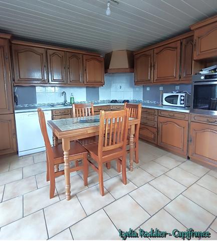 Maison 143 m2 – 4 chambres – terrain 370 m2– terrasse -PUY GUILLAUME (63290)