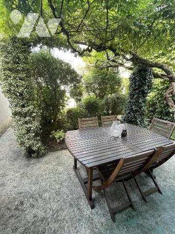 Mancelle 4 chambres, jardin de ville, garage