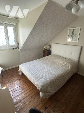 Mancelle 4 chambres, jardin de ville, garage