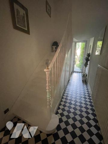 Mancelle 4 chambres, jardin de ville, garage