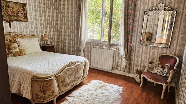 LE BOUSCAT – PLAIN-PIED AVEC GRAND TERRAIN 760 m², TRAM À PIED
