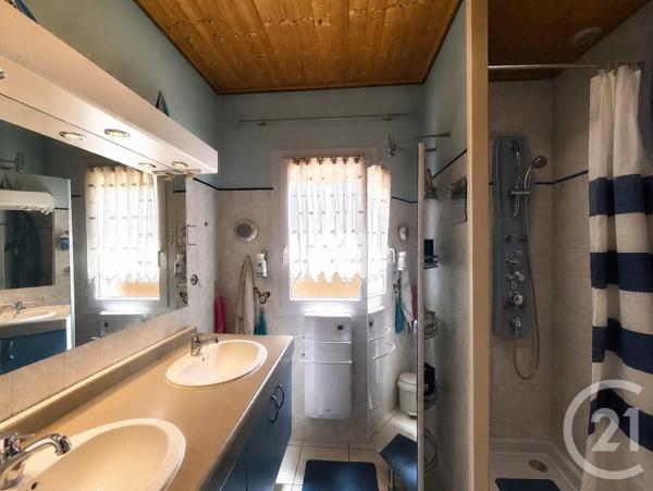Maison à vendre  5 pièces - 115 m 2   ST HILAIRE DE RIEZ  - 85