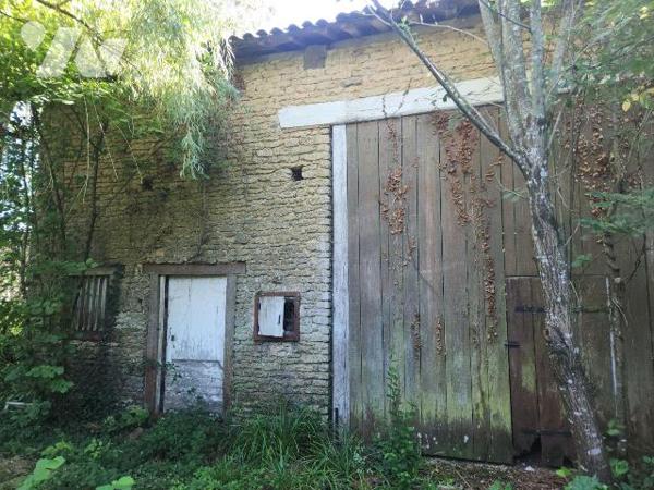 À vendre à Amance, charmant village situé à 20 min de Bar-sur-Aube, 15 min de Brienne-le-Châtea...