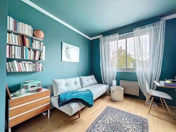 F5 esprit maison avec jardin, terrasse et sous-sol