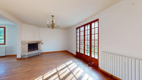 Grande maison familiale entre bourg et plages