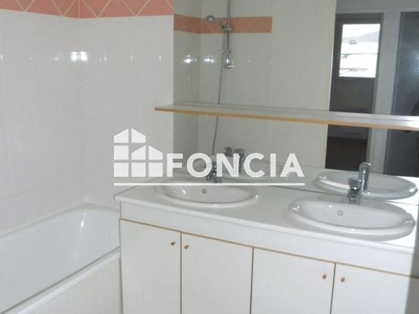 Location Appartement 3 pièces 55.2 m² - 149 BIS RUE DE LA HOUVE Creutzwald 57150