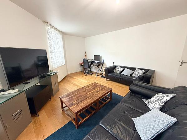 Appartement Cergy 4 pièce(s) 86 m2 229 000 € **  - Référence  2309