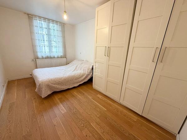 Appartement Cergy 4 pièce(s) 86 m2 229 000 € **  - Référence  2309