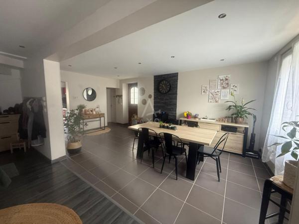 Maison 3 chambres bourg des Brouzils.
