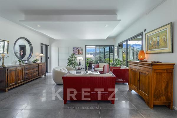 Villa d’Exception à Nyons  – Luxe, Raffinement et Panorama Provençal