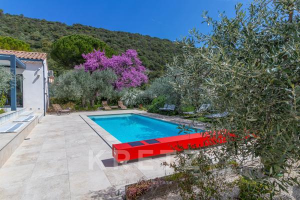 Villa d’Exception à Nyons  – Luxe, Raffinement et Panorama Provençal