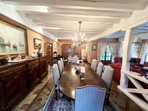 Vente Propriété 7 pièces 213 m2 à Houdan