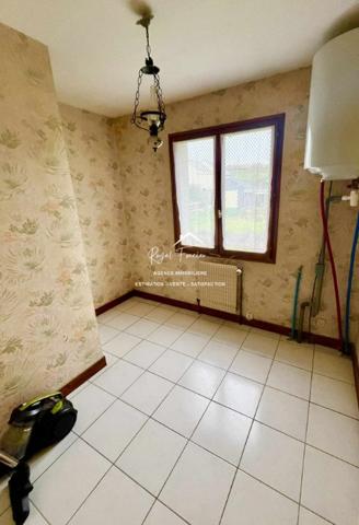 Maison de campagne bien située à Yzeures-sur-Creuse