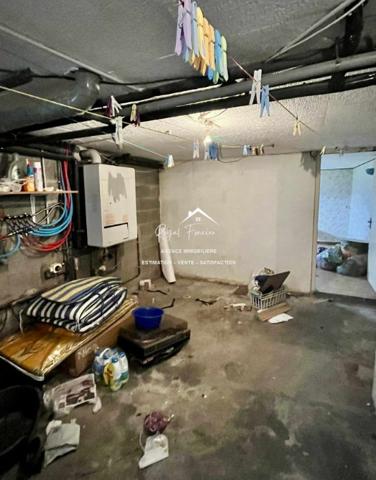 Maison de campagne bien située à Yzeures-sur-Creuse