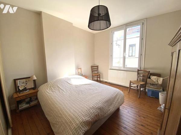 Maison 7 pièces avec garage  