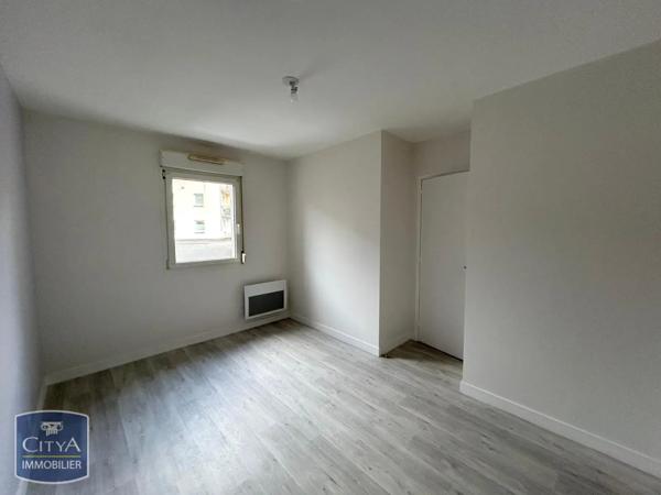 Appartement à louer 2 pièces 46.7m²