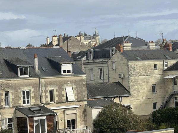 Saumur Appartement rénové de 84m2 avec cave; Idéal pour Investissement locatif ou premier achat Belle luminosité!