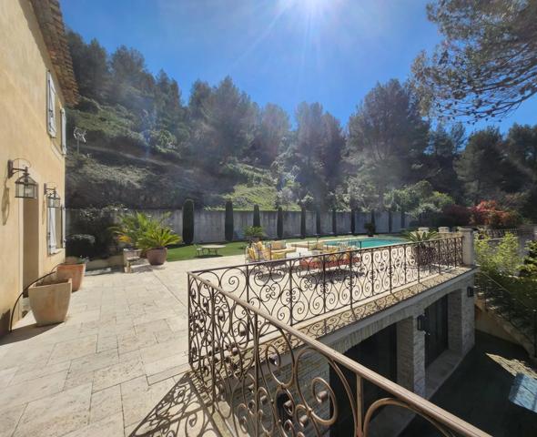 Allauch (13190) BASTIDE / MAISON / VILLA, 350 m² AU CALME - VUE PANORAMIQUE GARLABAN - PISCINE, MARSEILLE 11ème ALLAUCH / LA