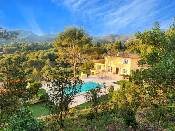 Allauch (13190) BASTIDE / MAISON / VILLA, 350 m² AU CALME - VUE PANORAMIQUE GARLABAN - PISCINE, MARSEILLE 11ème ALLAUCH / LA