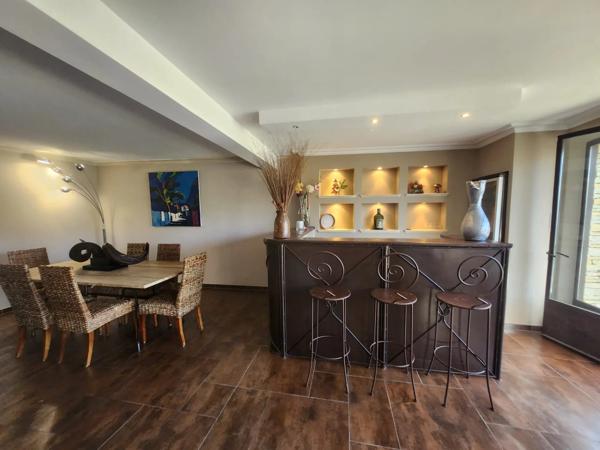 Allauch (13190) BASTIDE / MAISON / VILLA, 350 m² AU CALME - VUE PANORAMIQUE GARLABAN - PISCINE, MARSEILLE 11ème ALLAUCH / LA