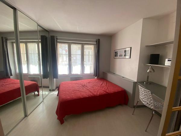Appartement à louer    1 pièce •  La Rochelle