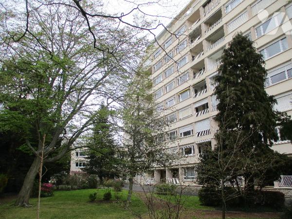 Lille  st Maur   appartement 109 m2