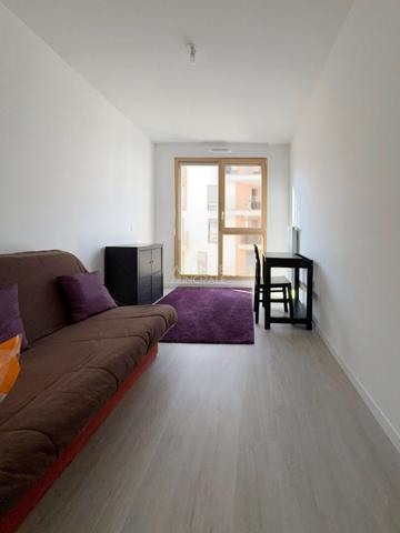 Appartement Poissy 3 pièce(s) meublés de 60.49 m2 Loyer 1 375 €/mois charges comprises **  - Référence  9050