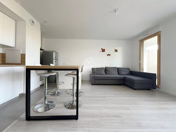 Appartement Poissy 3 pièce(s) meublés de 60.49 m2 Loyer 1 375 €/mois charges comprises **  - Référence  9050