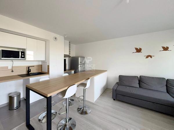 Appartement Poissy 3 pièce(s) meublés de 60.49 m2 Loyer 1 375 €/mois charges comprises **  - Référence  9050