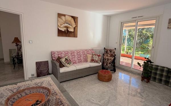 Appartement à vendre    3 pièces • 65 m2 Nice