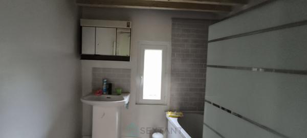 Ensemble de 2 maisons à rénover avec petit jardin